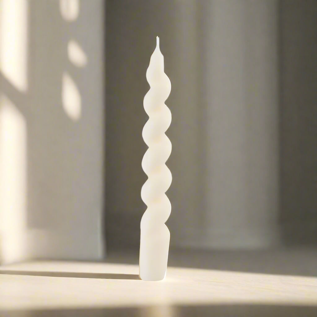 Modern Spiral Candle