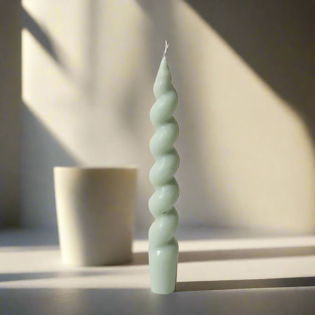 Modern Spiral Candle