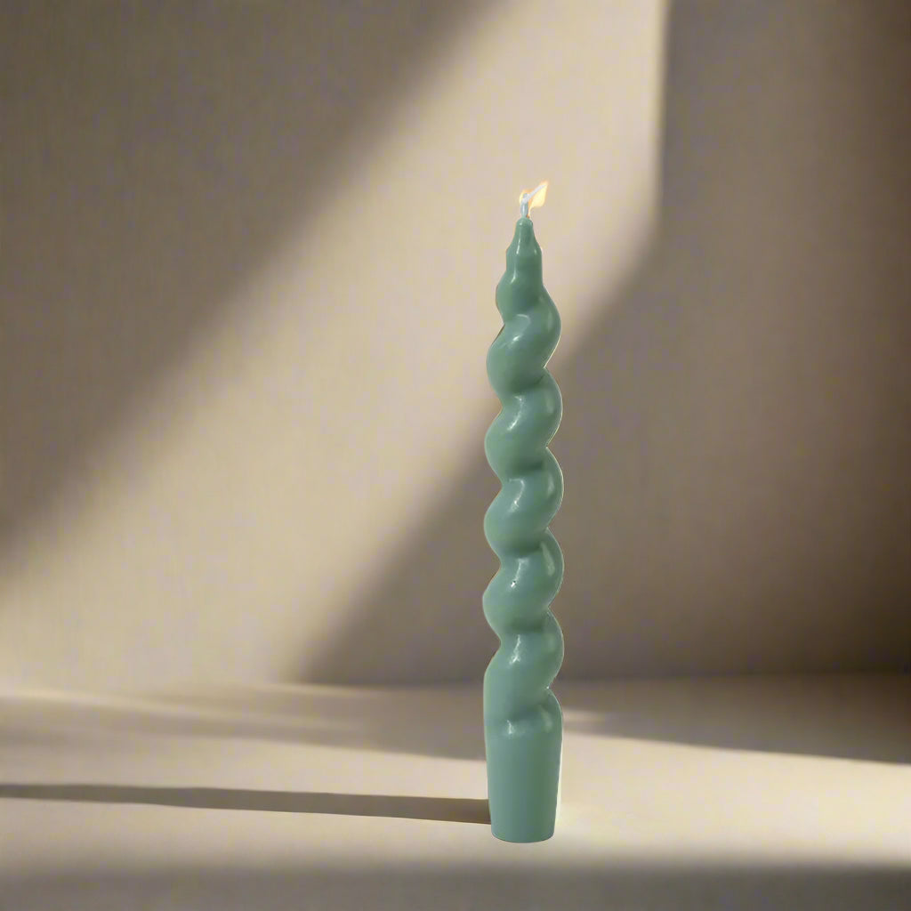 Modern Spiral Candle